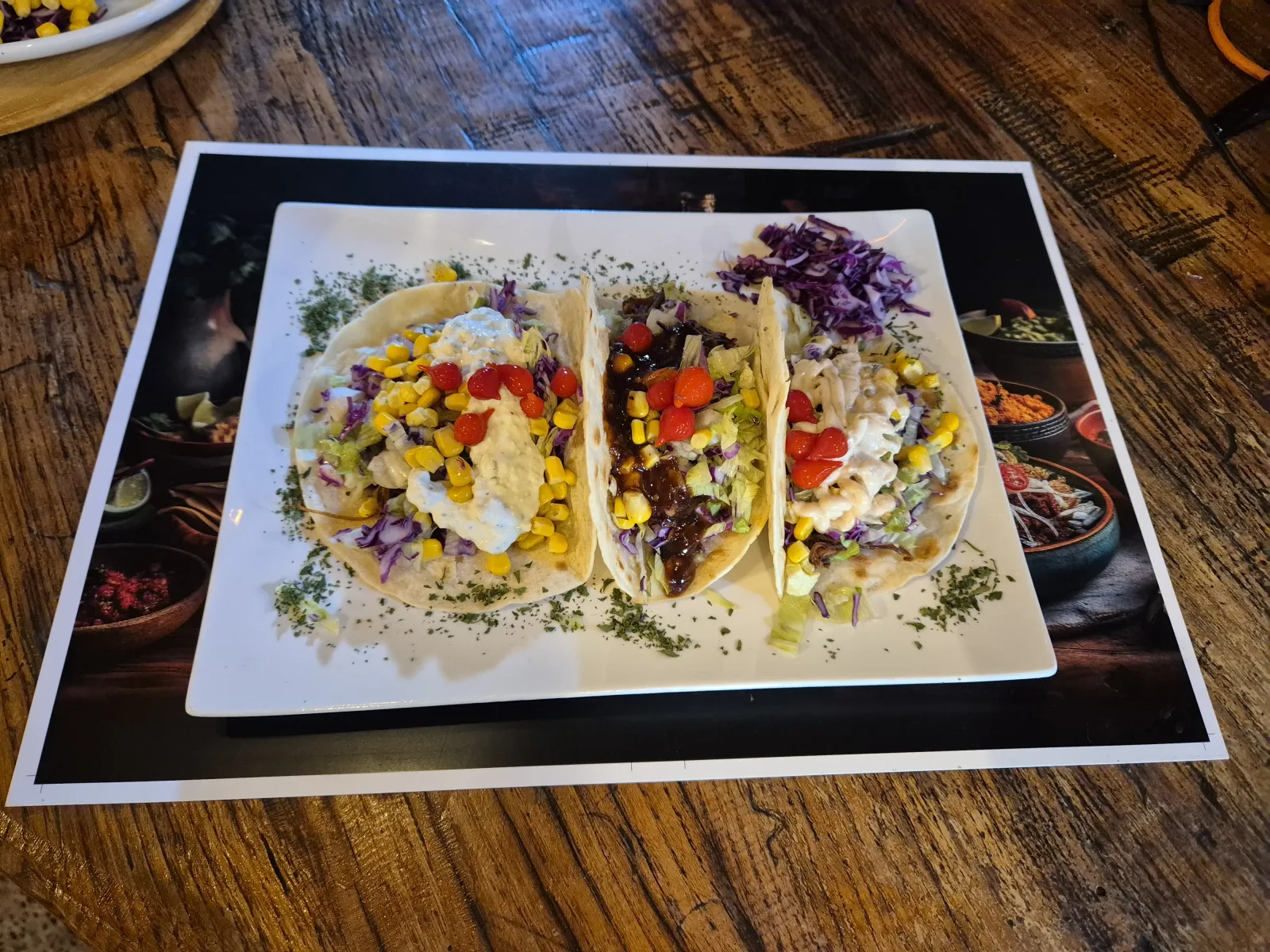 Tacos de res desmenuzada — tacosi s trganom junetinom
